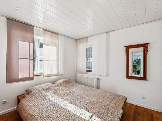 Schlafzimmer Hauptwohnung