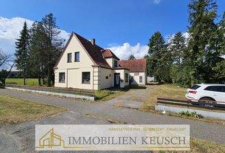 seitlich EFH und Werkstätten