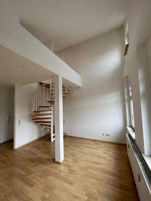 Wendeltreppe zur Galerie