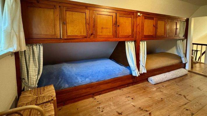 Zimmer rechts DG Betten - 1