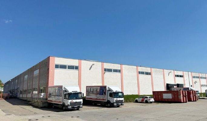 Gewerbehalle Südseite (2)