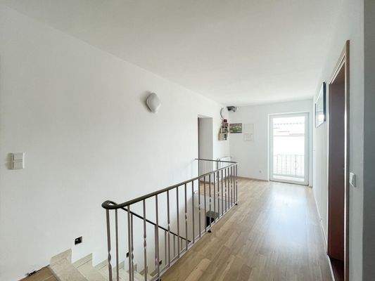 Flur WHG oben