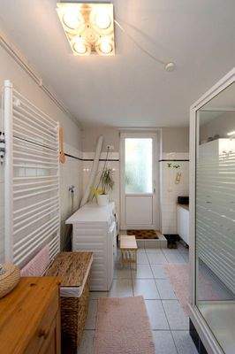 Badezimmer Gartengeschoss a