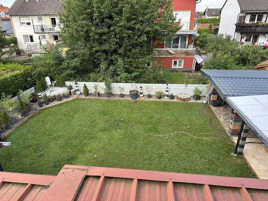 Gartenansicht vom Balkon