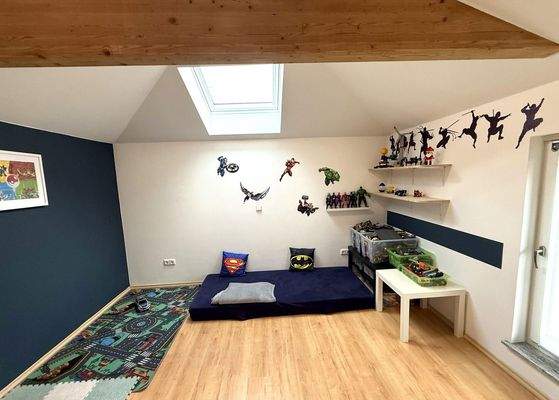 1 OG Kinderzimmer oben II