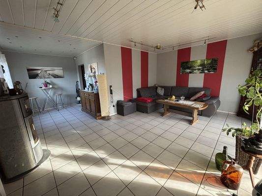 Wohn - und Essbereich