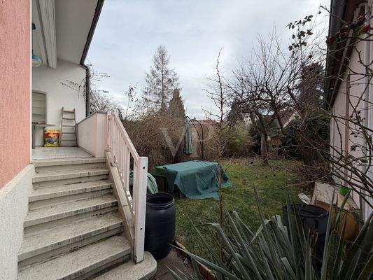 Gartenzugang über Terrasse