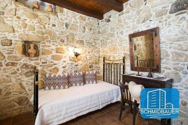 Kreta, Sivas: Traditionelles Steinhaus mit Swimmingpool