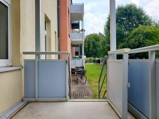 Balkon mit Treppe.jpg