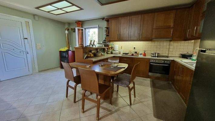 Kreta, Finika: Einfamilienhaus bei Heraklion zu verkaufen