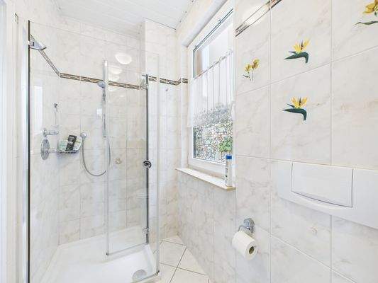 Bad - Einliegerwohnung