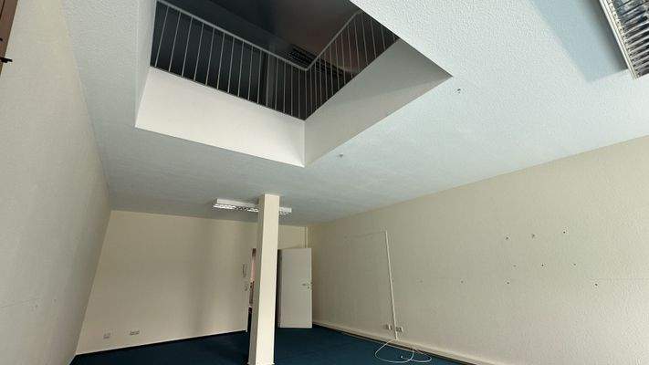 Gewerbeeinheit 7 (Gelb)