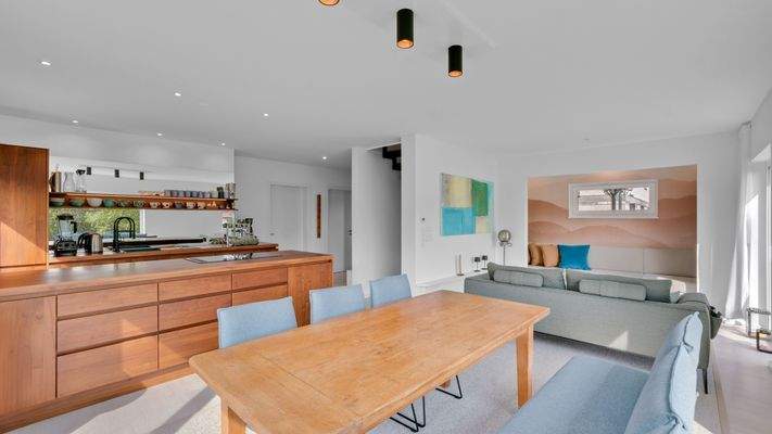 Wohn- und Esszimmer / Küche EG