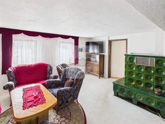 Wohnzimmer mit Kamin