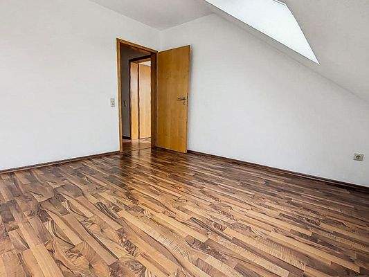 Büro- o. Kinderzimmer