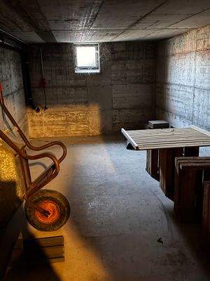 Abstellraum für Gartenwerkzeug / Gartenmöbel