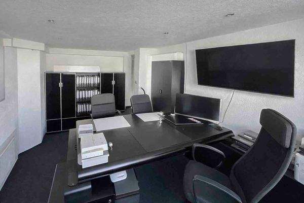 Büro neu