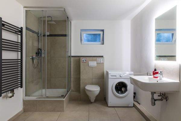 20 Duschbad Souterrain