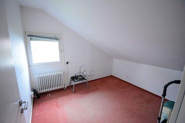 Wirtschaftsraum (auch als Arbeitszimmer nutzbar)