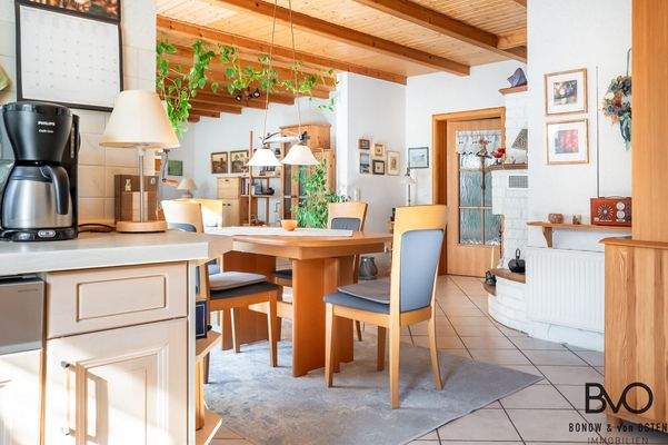 Übergang von der Küche zum Essbereich