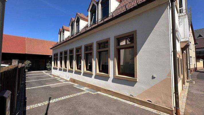 Fassade, Hofzufahrt.jpeg