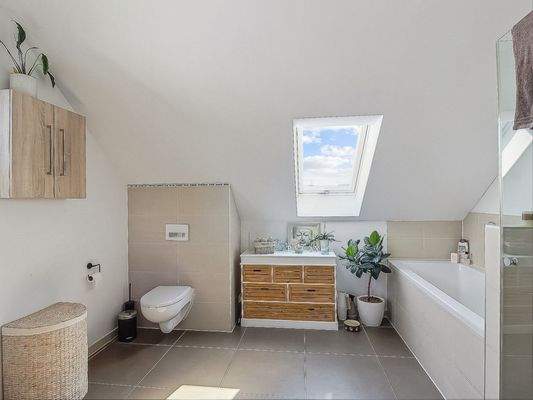 Badezimmer Dachgeschoss