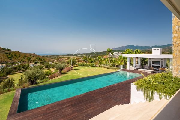 Villa in Benahavis