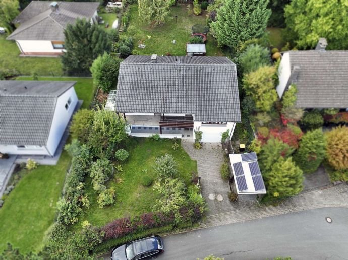 Schmuckstück im Kalletal! Saniertes Einfamilienhaus mit viel Potential.