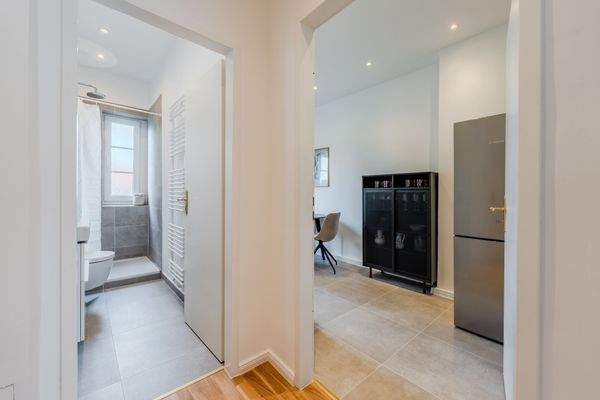 Hallway Zehlendorf apartment  #65-21.jpg