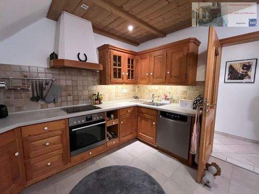 Herd und Spülmaschine gegen Ablöse