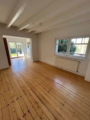 18 Wohnzimmer.jpg