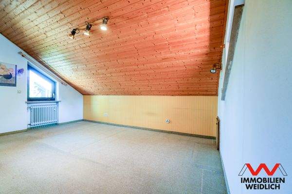 Zimmer im Dachgeschoss