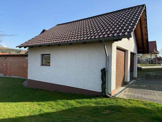 Außenansicht Doppelgarage