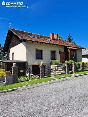 Haus Straßenansicht