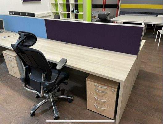 Freie Arbeitsplätze