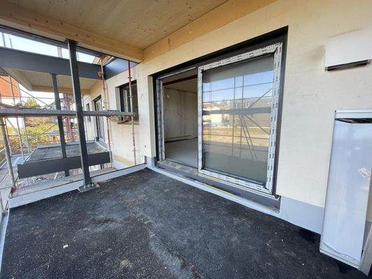 überdachter Westbalkon