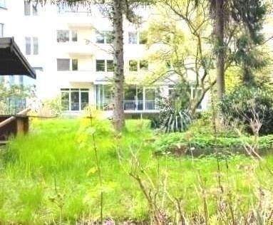 Gesamtansicht Gartenseite