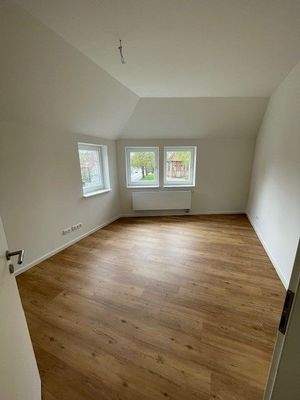 Whg. links Schlafzimmer 1.1.jpg