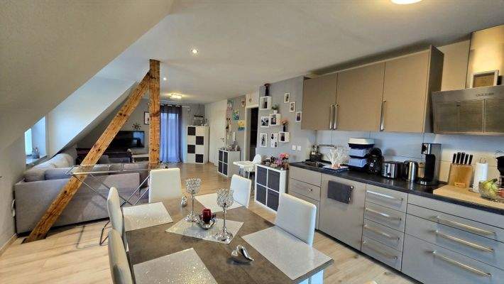 Ess- und Wohnbereich DG