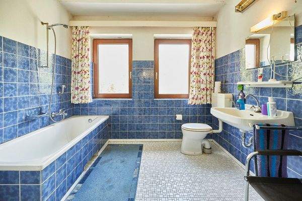 Badezimmer im Obergeschoss