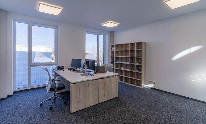 Büro 1