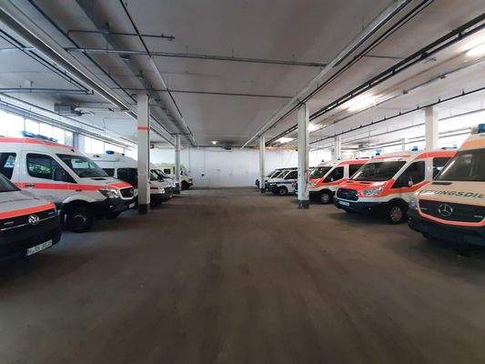 Hallenansicht 2.jpg