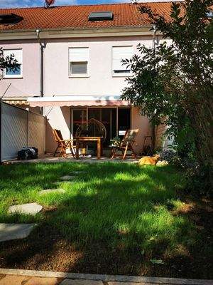 älteres Foto der Verkäufer