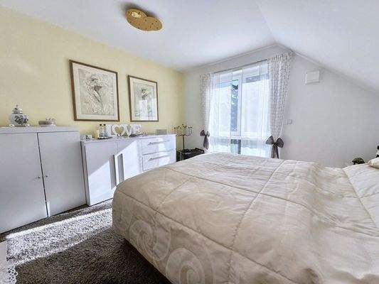 OG Schlafzimmer 1 Ansicht 2