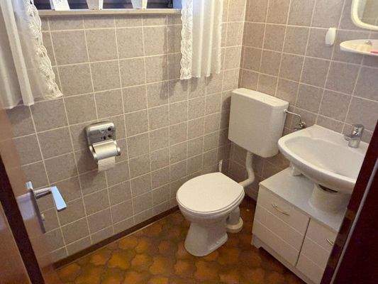 praktisches-Gäste-WC