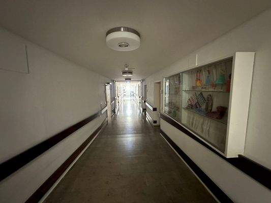  Flur Hauptgebäude