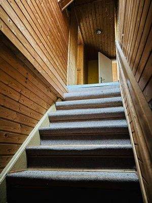 Treppenaufgang zum Dachgeschoss