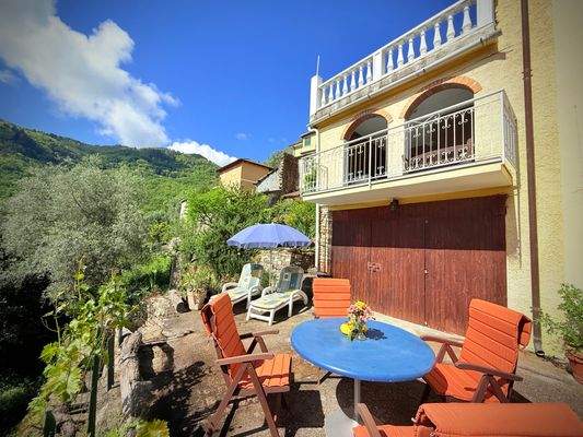 AL990_03 TERRA ITALIA IMMOBILIEN_REAL ESTATE_TESTI