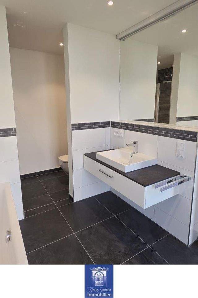 Ihr neues Zuhause im Erstbezug! 2 Exklusive Bäder, große Terrasse, Fußbodenheizung! - Foto 5