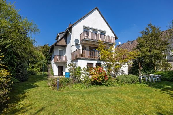 Hausansicht Garten